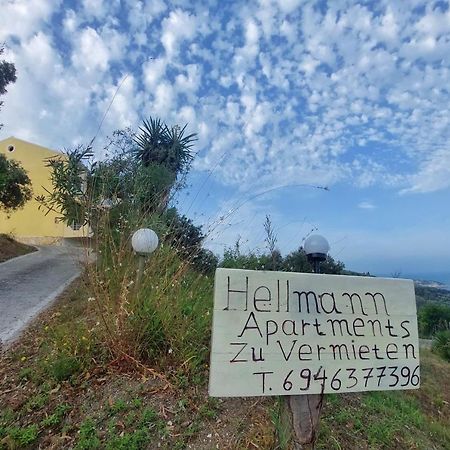 Hellmann Apartments Afión Zewnętrze zdjęcie